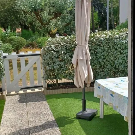 Agreable Rez De Jardin Avec Terrasse Proche *