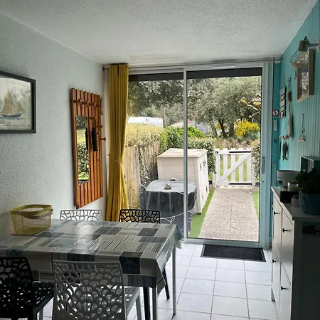 Agreable Rez De Jardin Avec Terrasse Proche Apartment Saint-Georges-de-Didonne