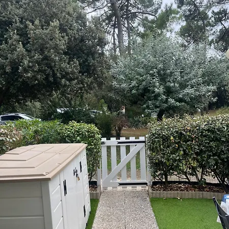 Agreable Rez De Jardin Avec Terrasse Proche *