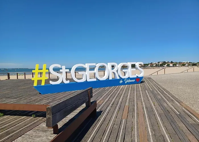 Agreable Rez De Jardin Avec Terrasse Proche Saint-Georges-de-Didonne