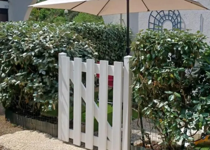 Agreable Rez De Jardin Avec Terrasse Proche * Saint-Georges-de-Didonne