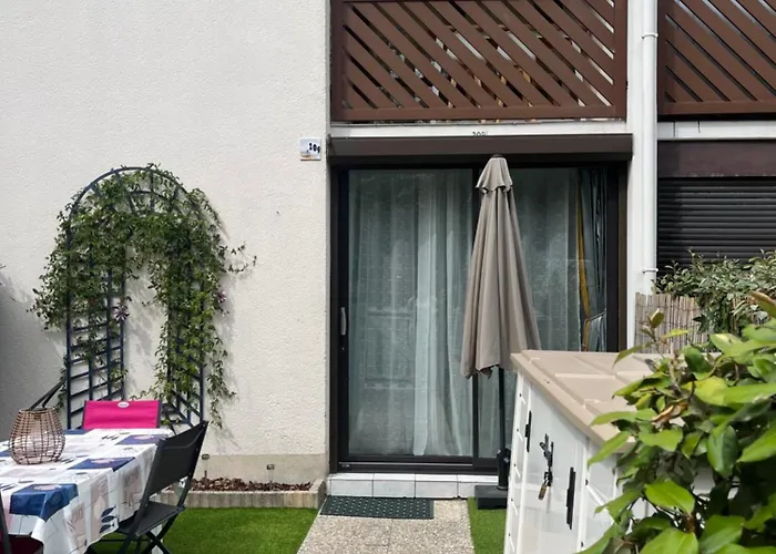 Agreable Rez De Jardin Avec Terrasse Proche Saint-Georges-de-Didonne