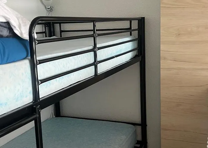 Agreable Rez De Jardin Avec Terrasse Proche *