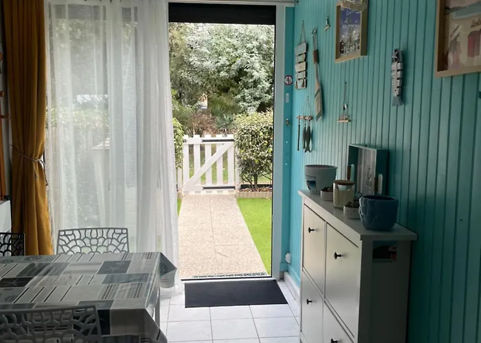 Apartment Agreable Rez De Jardin Avec Terrasse Proche *